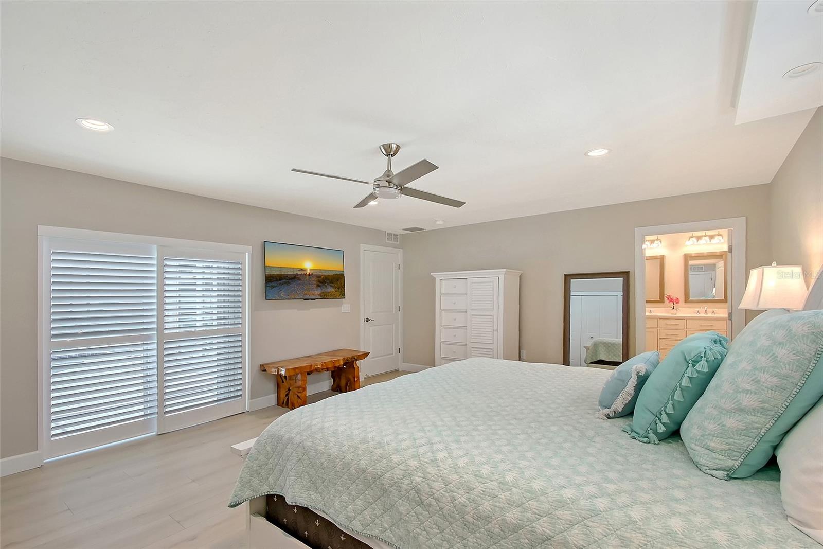 Image 26 of 75 For 444 Polk Drive