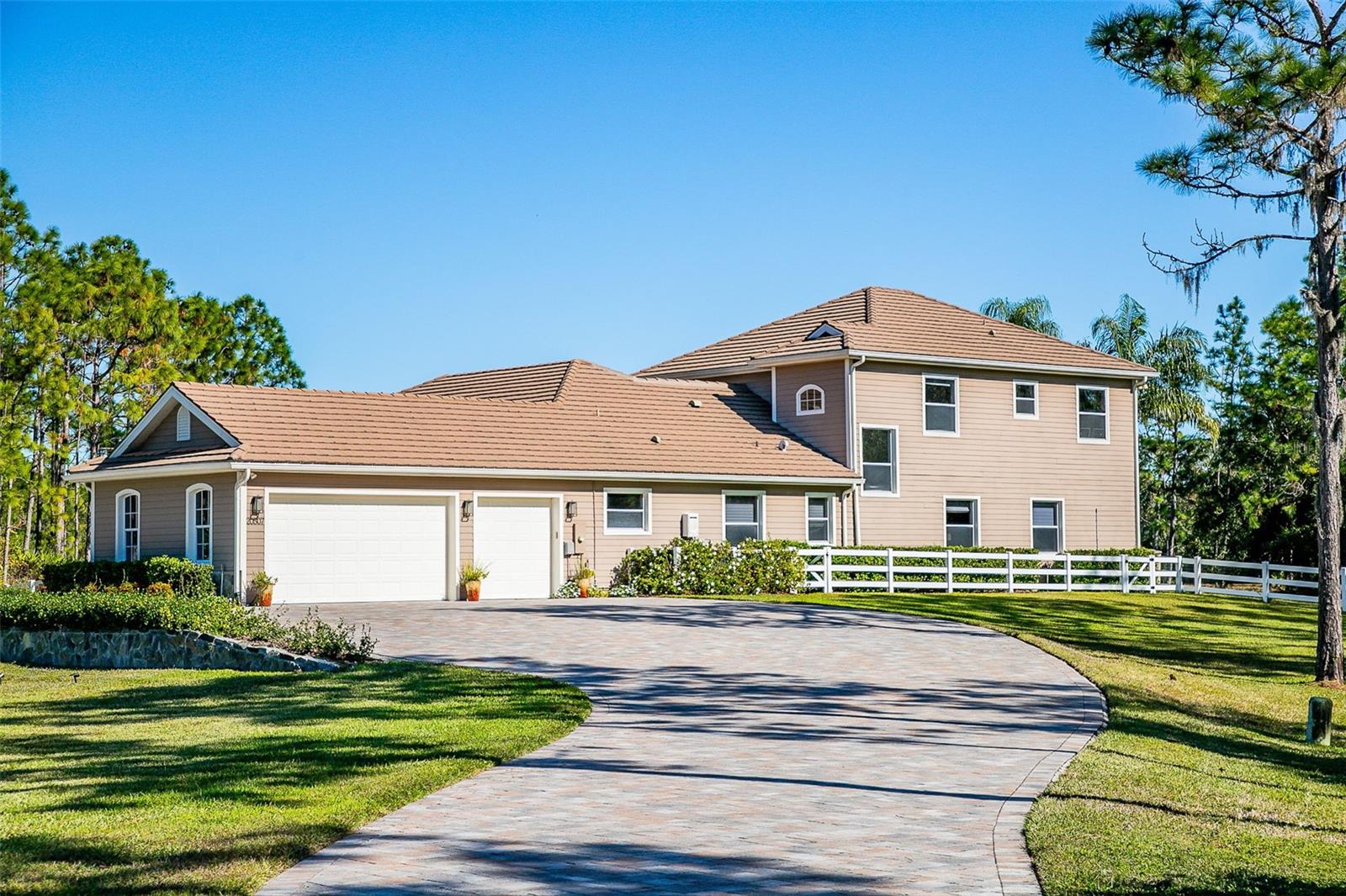 Image 18 of 99 For 20507 69th Avenue E