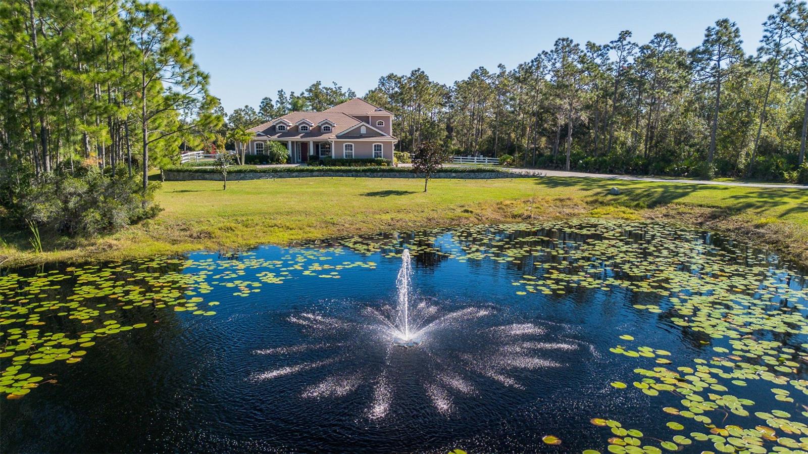 Image 3 of 99 For 20507 69th Avenue E