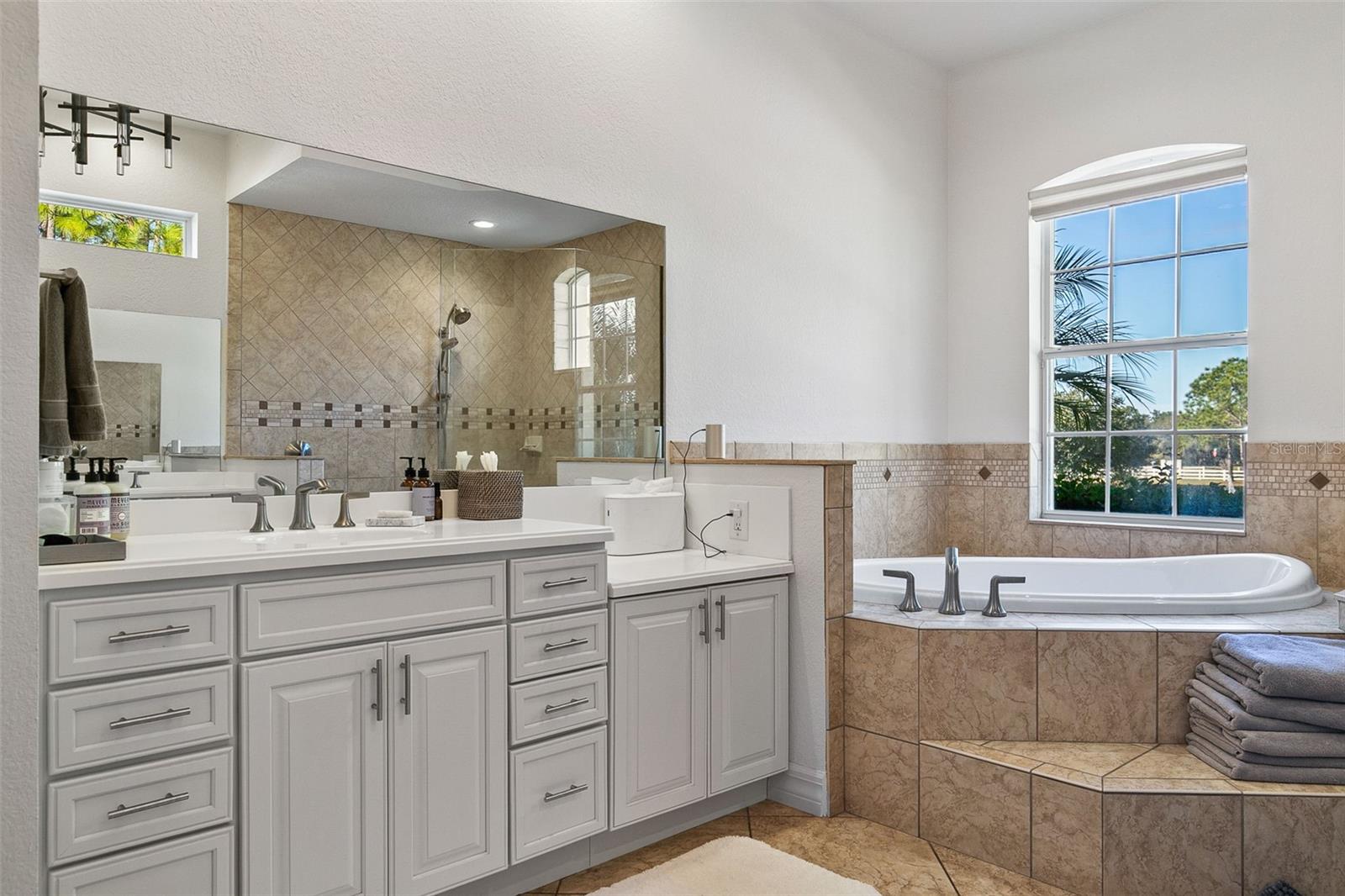 Image 30 of 99 For 20507 69th Avenue E