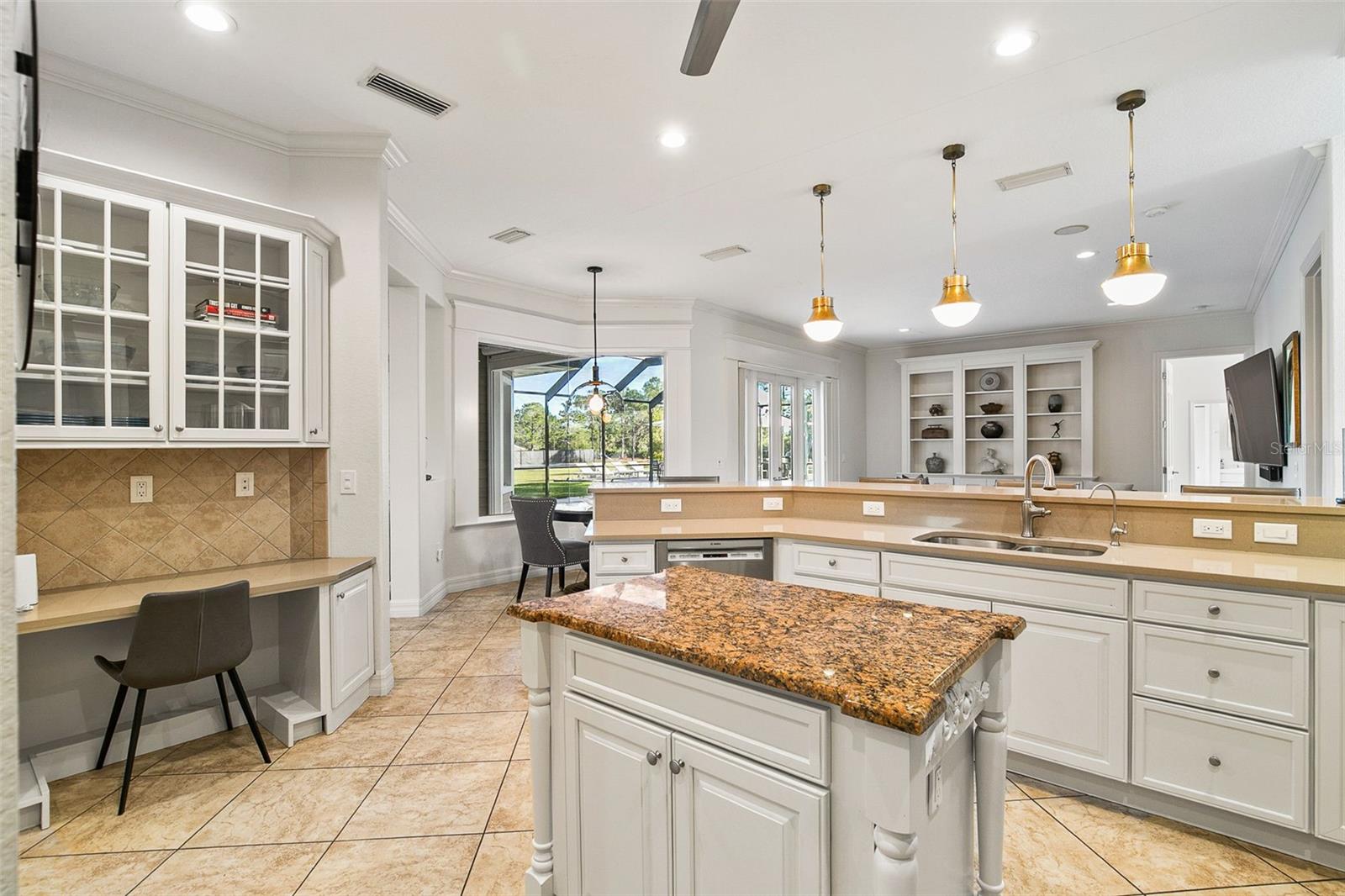 Image 49 of 99 For 20507 69th Avenue E