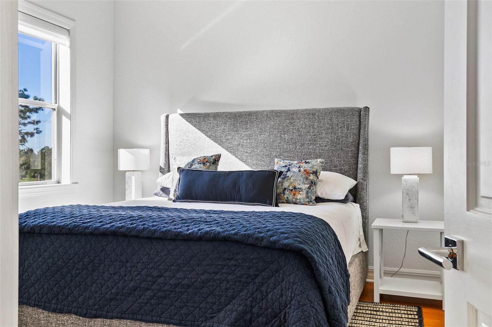 Image 80 of 99 For 20507 69th Avenue E