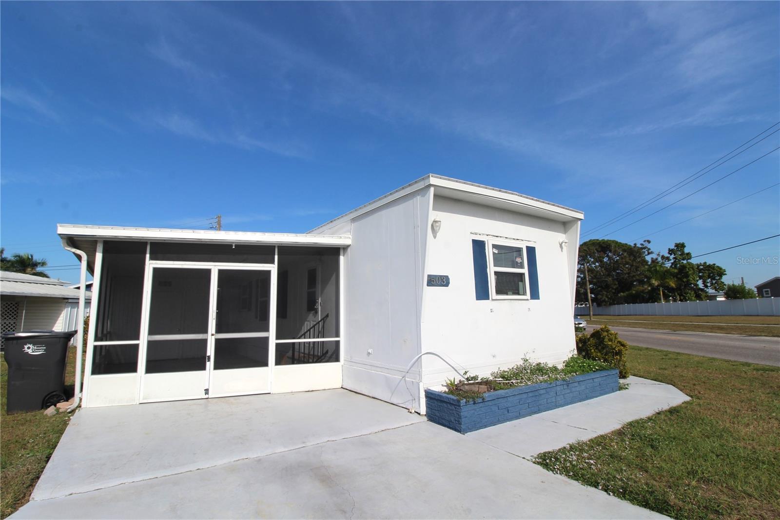 Image 2 of 19 For 503 51st Avenue W 503