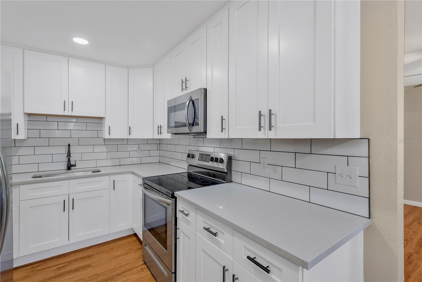 Image 22 of 28 For 6815 Wall Street