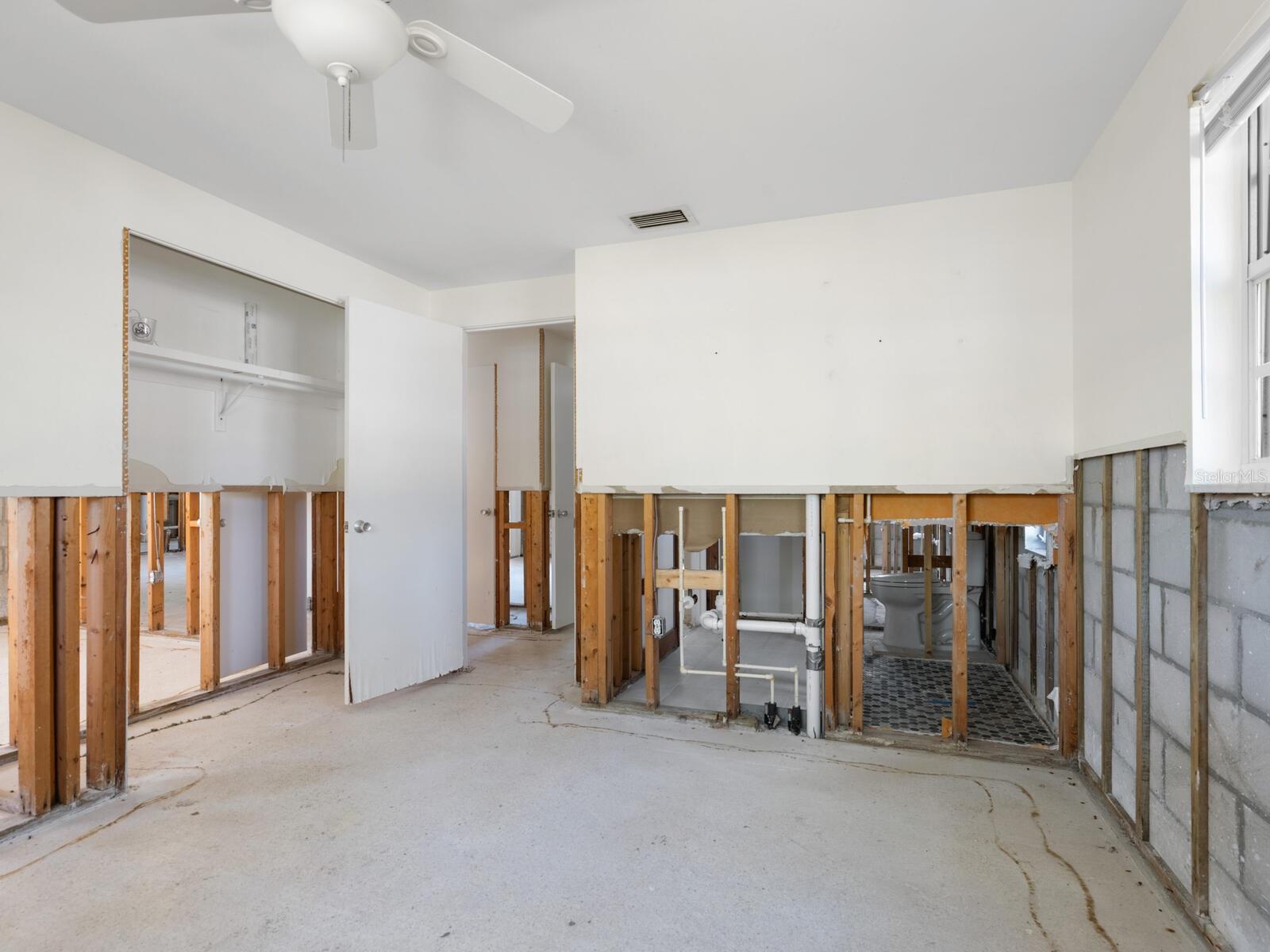 Image 13 of 50 For 734 Canal Road