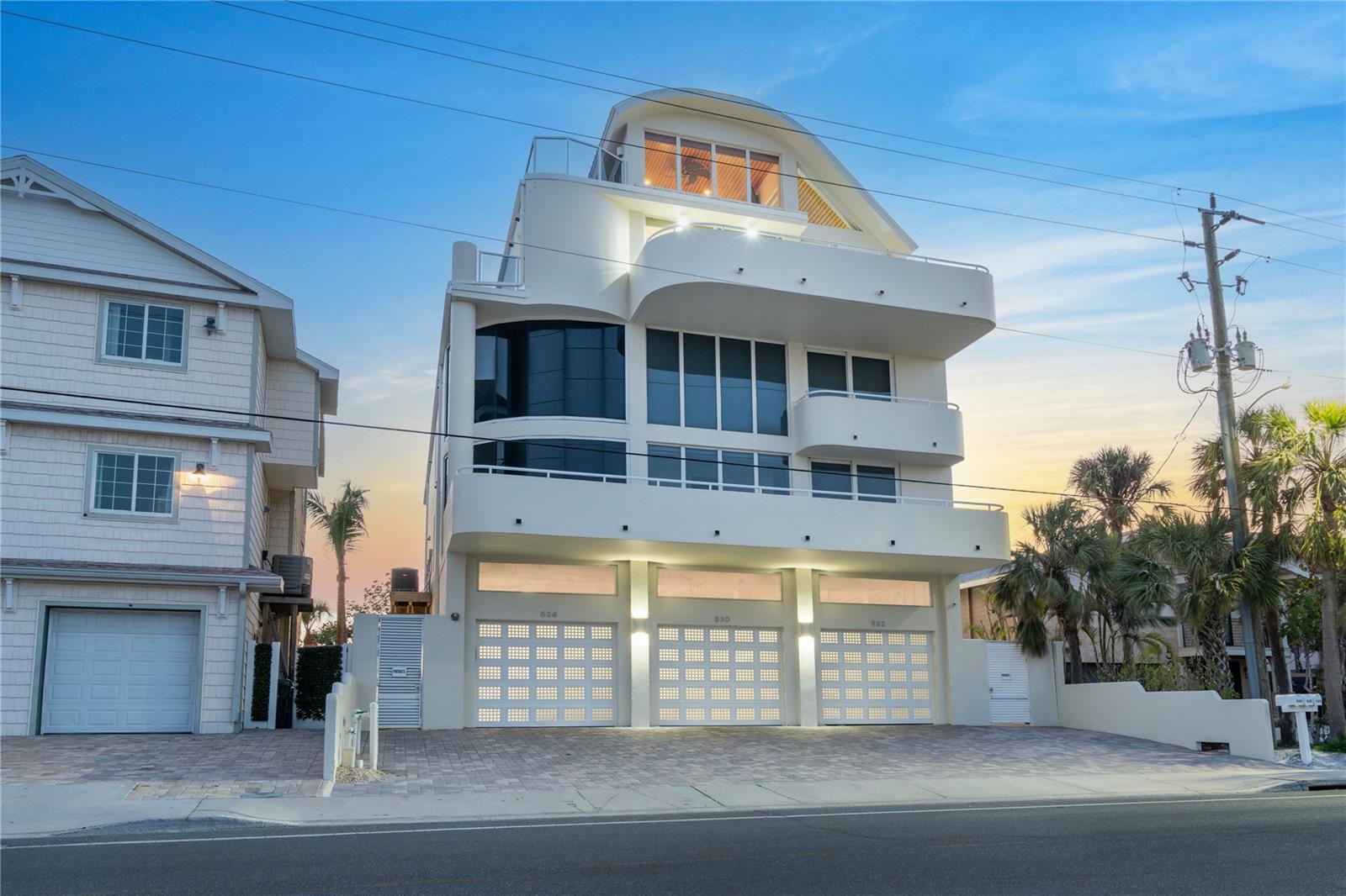 Image 56 of 90 For 534 Beach Road