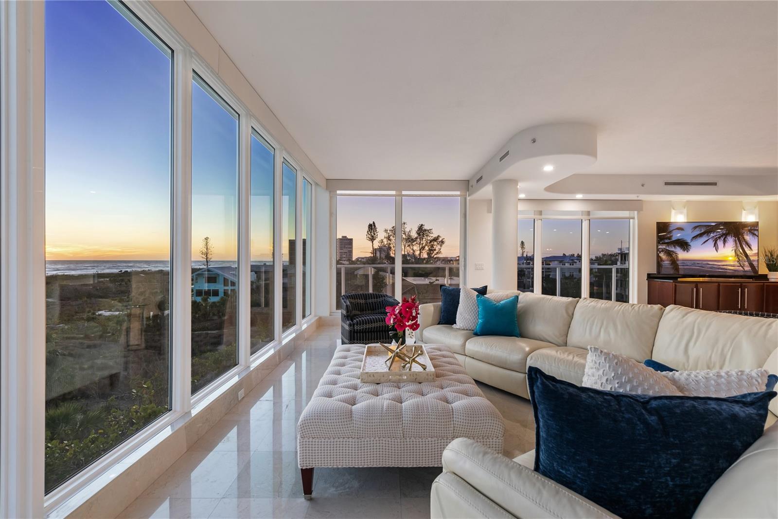 Image 64 of 90 For 534 Beach Road