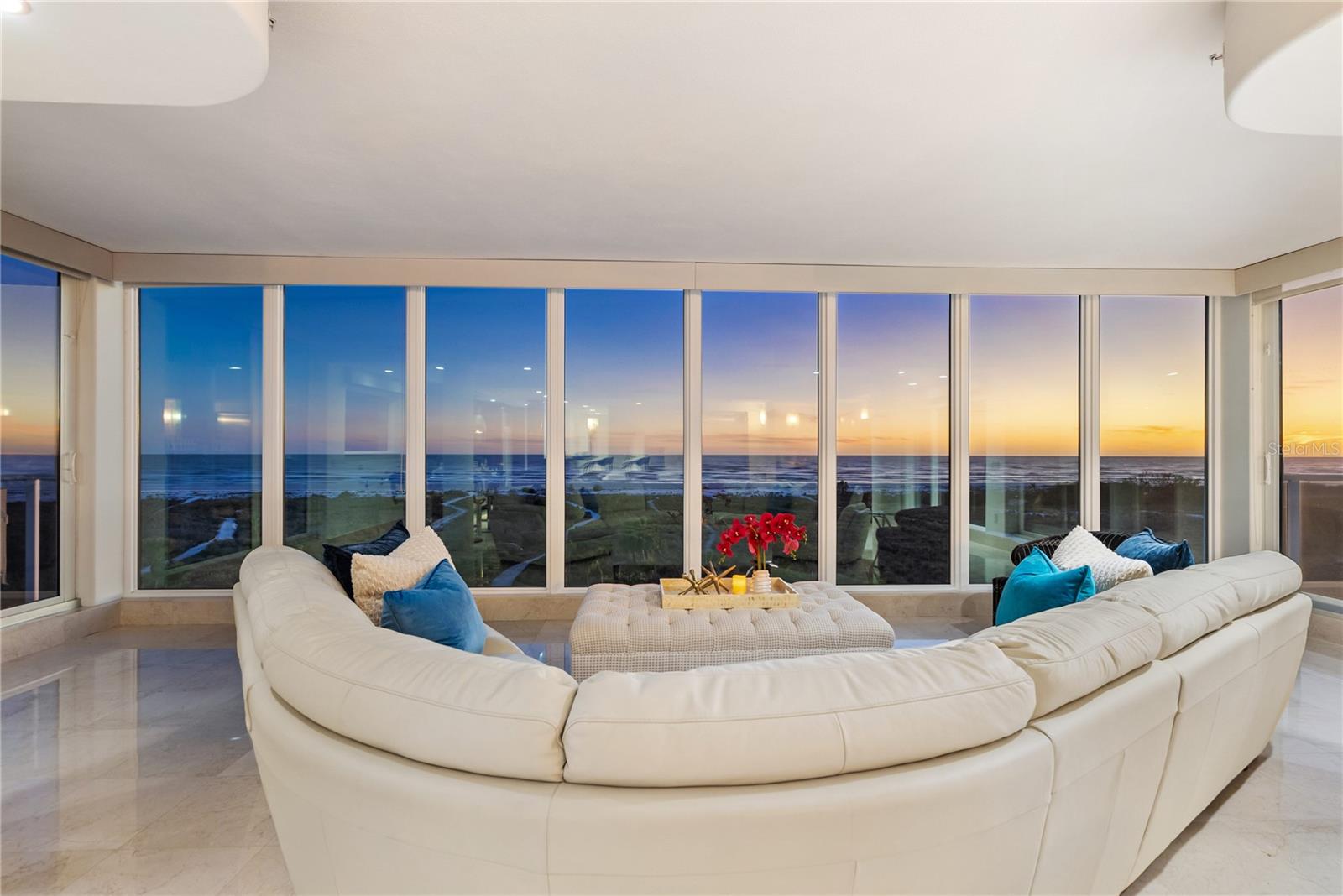 Image 66 of 90 For 534 Beach Road