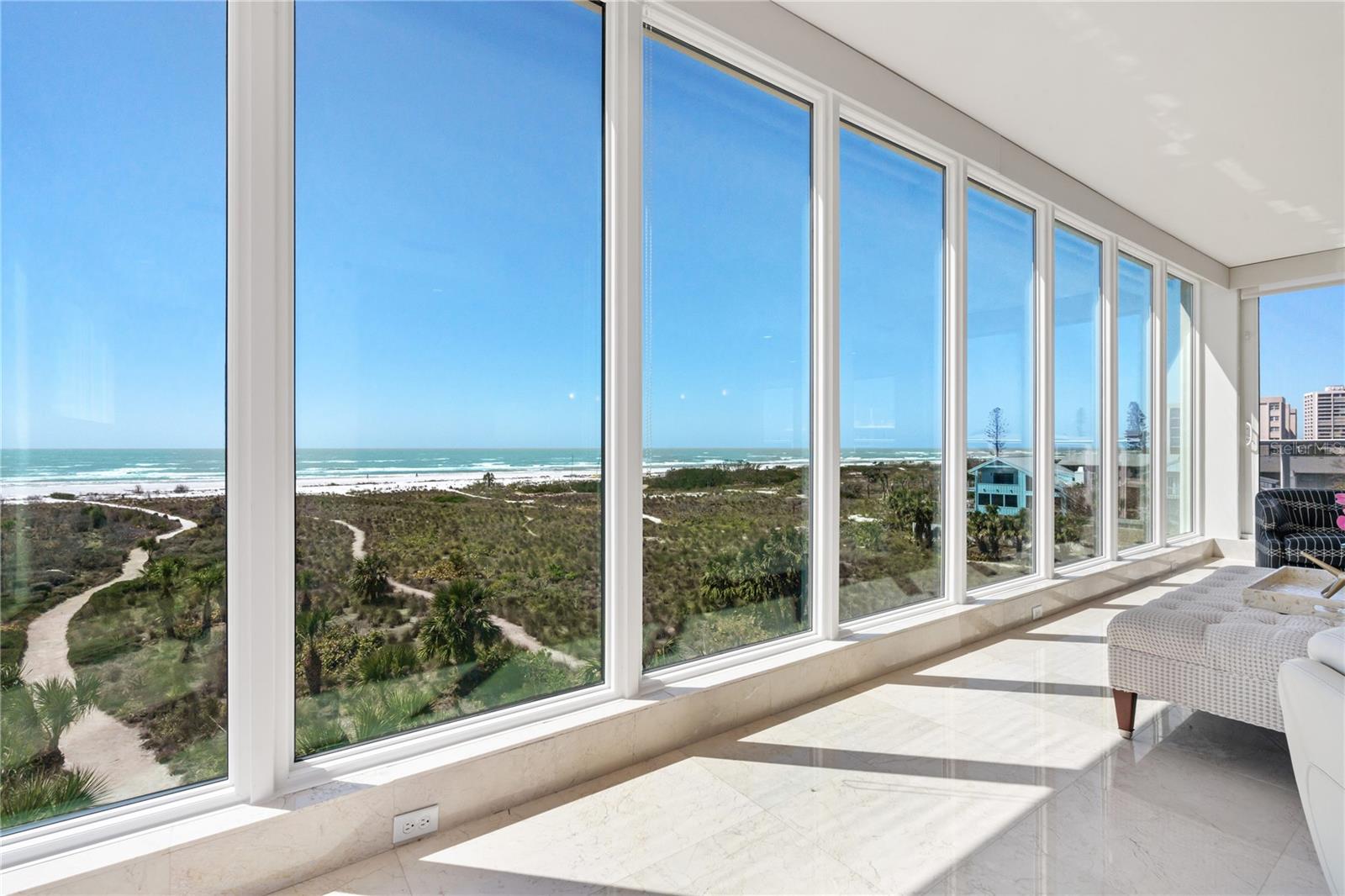 Image 9 of 90 For 534 Beach Road