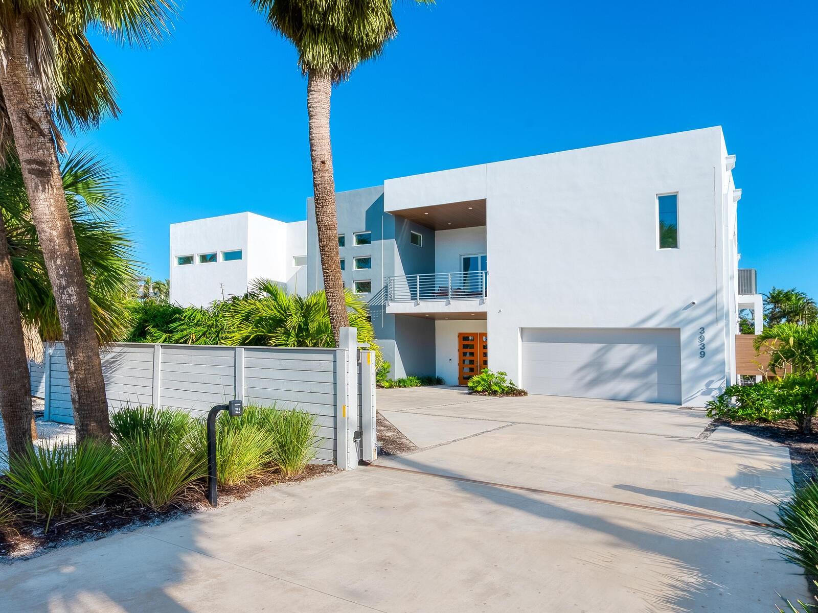 Image 4 of 69 For 3939 Higel Avenue