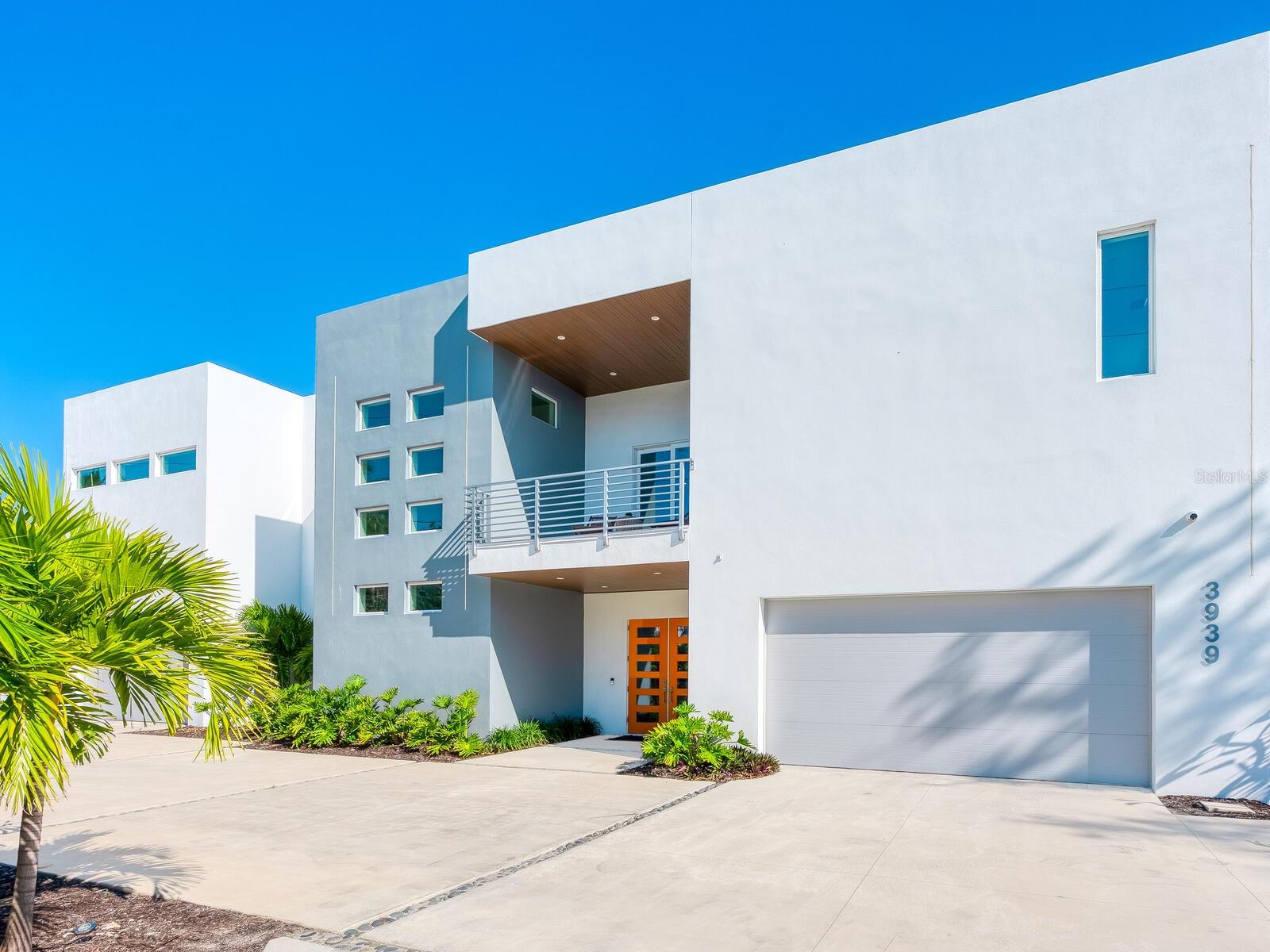 Image 49 of 69 For 3939 Higel Avenue