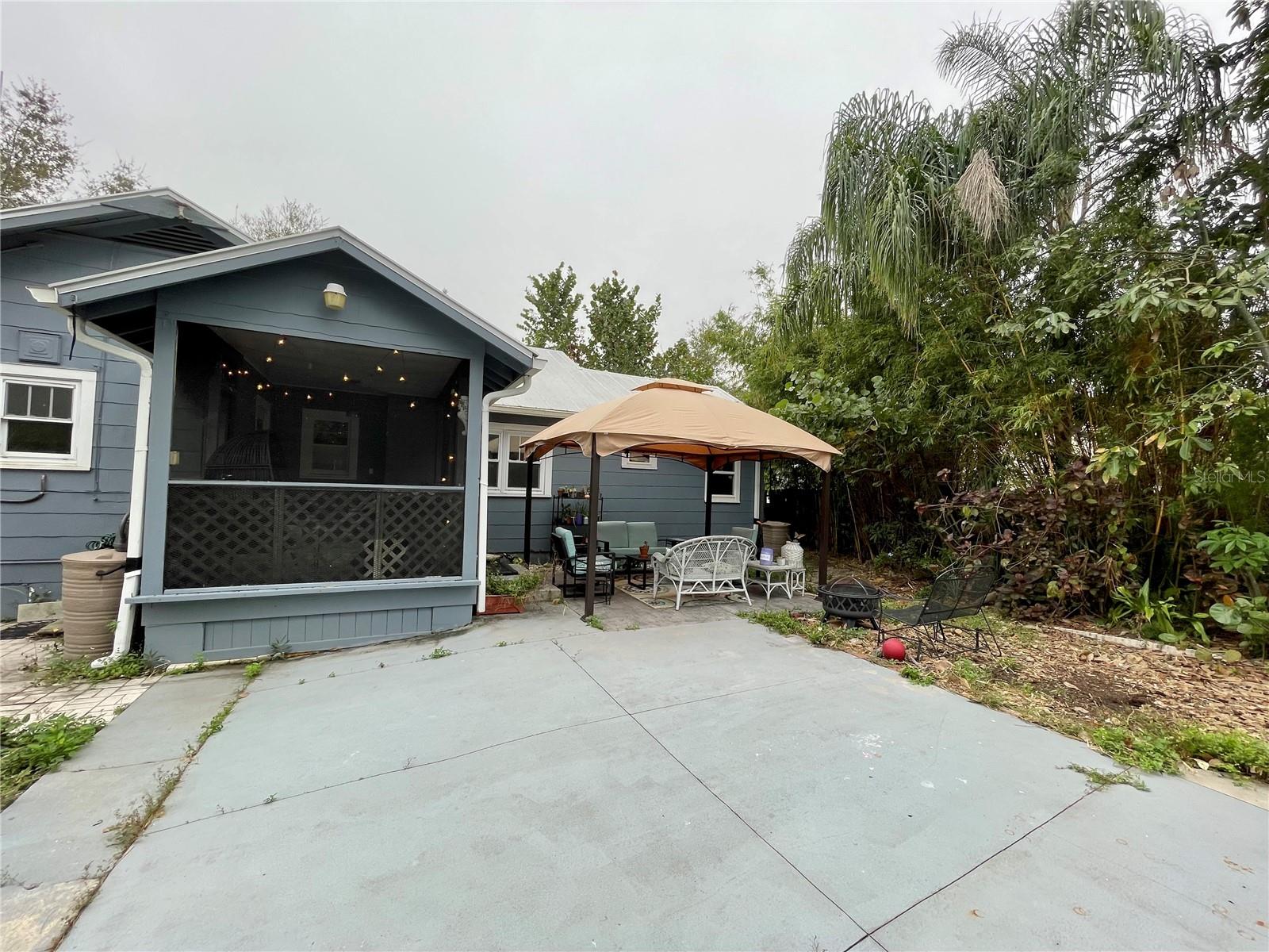 Image 24 of 35 For 2120 8th Avenue W