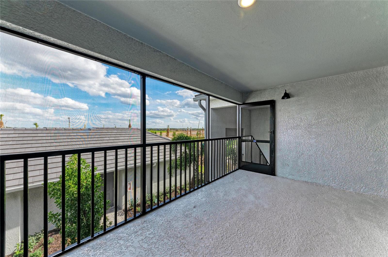 Image 7 of 48 For 19015 Scallop Loop 201