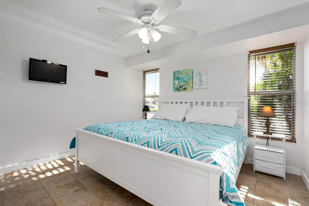 Image 27 of 91 For 314 61st Street