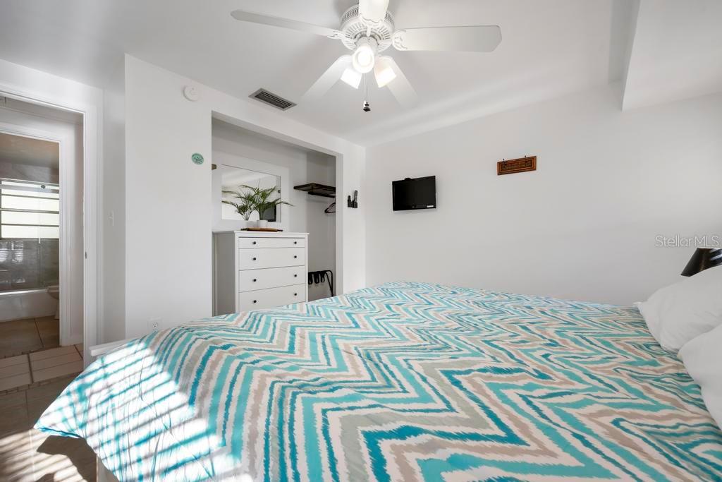 Image 29 of 91 For 314 61st Street