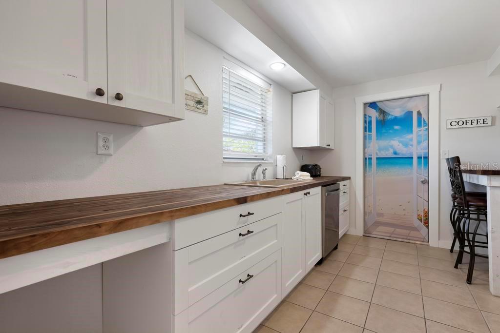 Image 51 of 91 For 314 61st Street