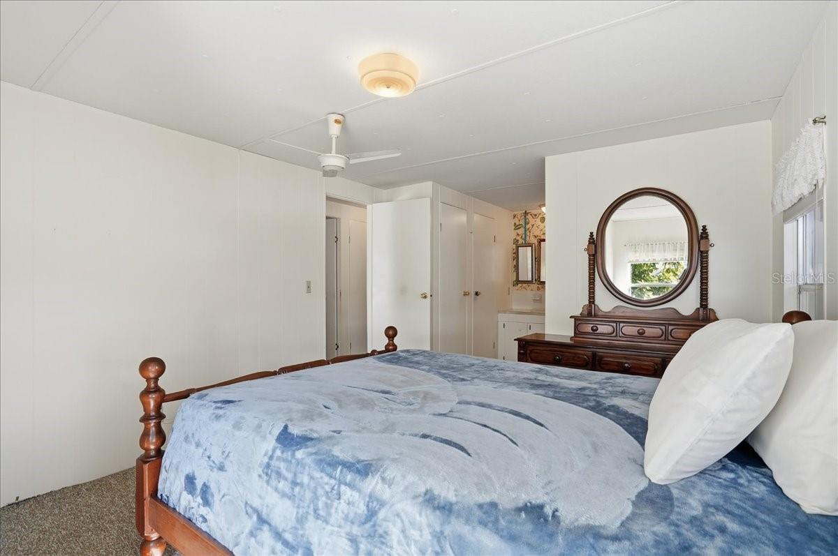 Image 21 of 46 For 3301 Evelyn Drive