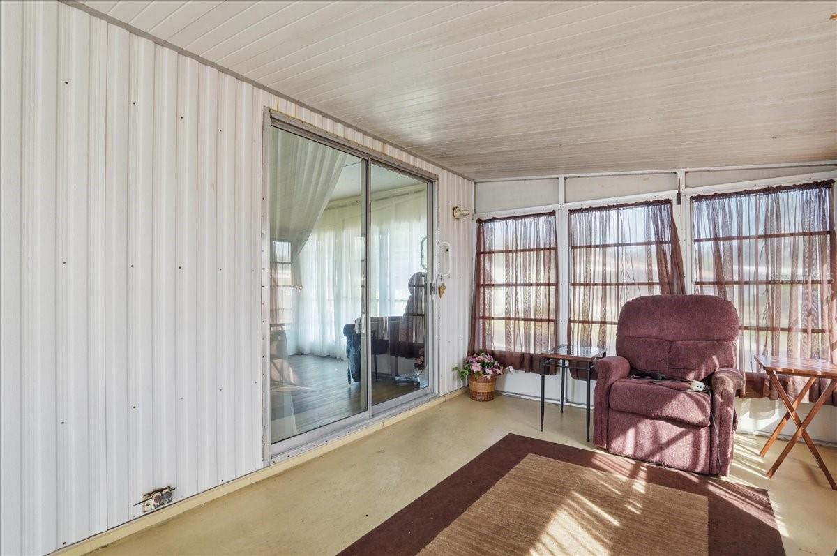 Image 29 of 46 For 3301 Evelyn Drive