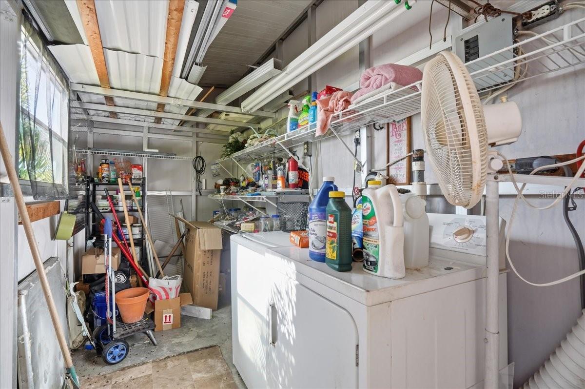 Image 32 of 46 For 3301 Evelyn Drive