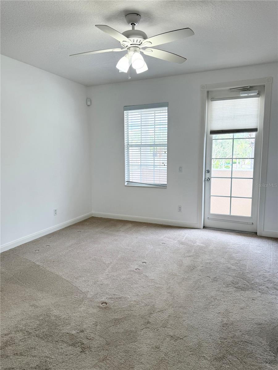 Image 10 of 19 For 1547 Napoli Drive W