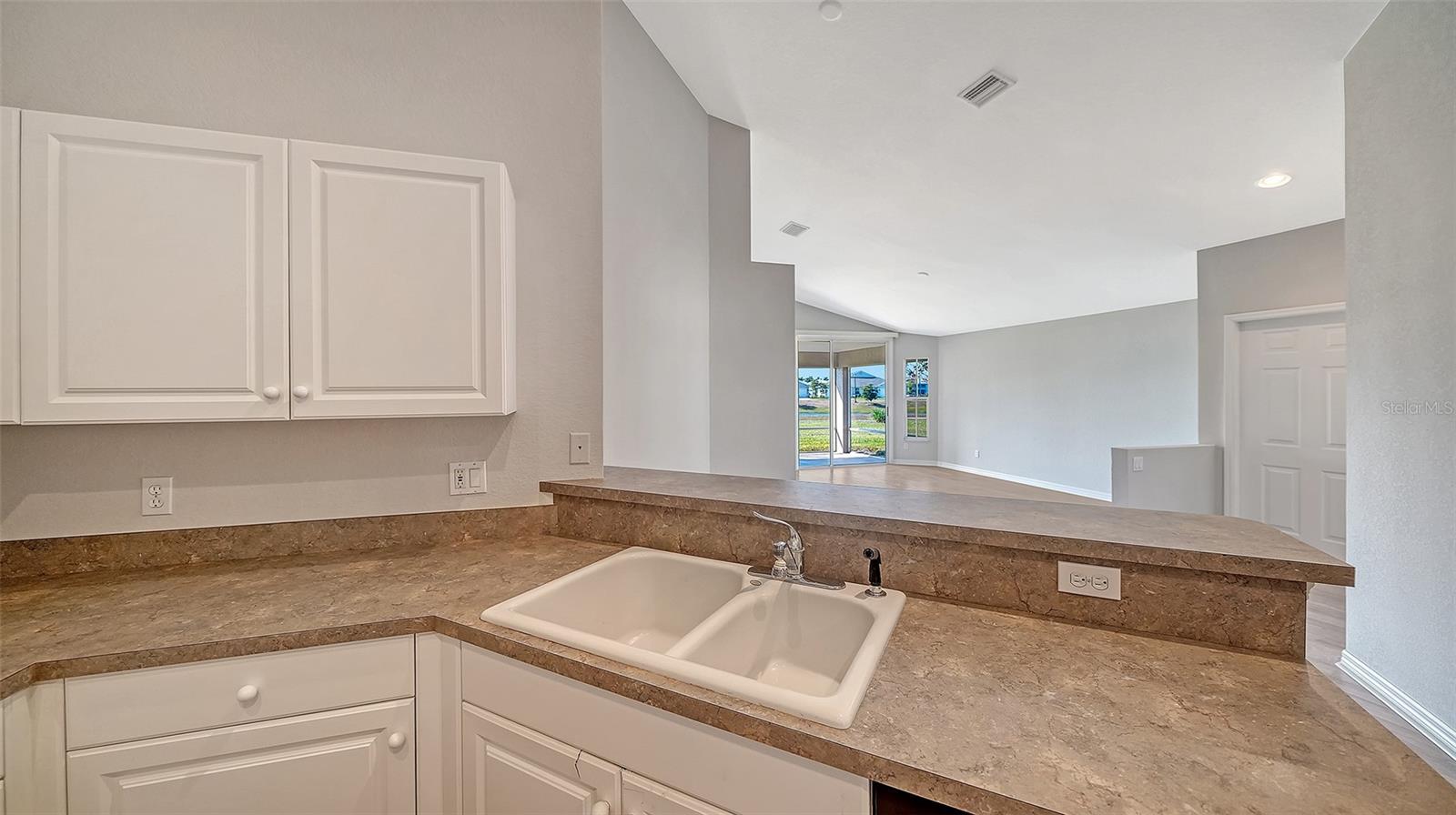 Image 14 of 31 For 4481 Fairway Drive