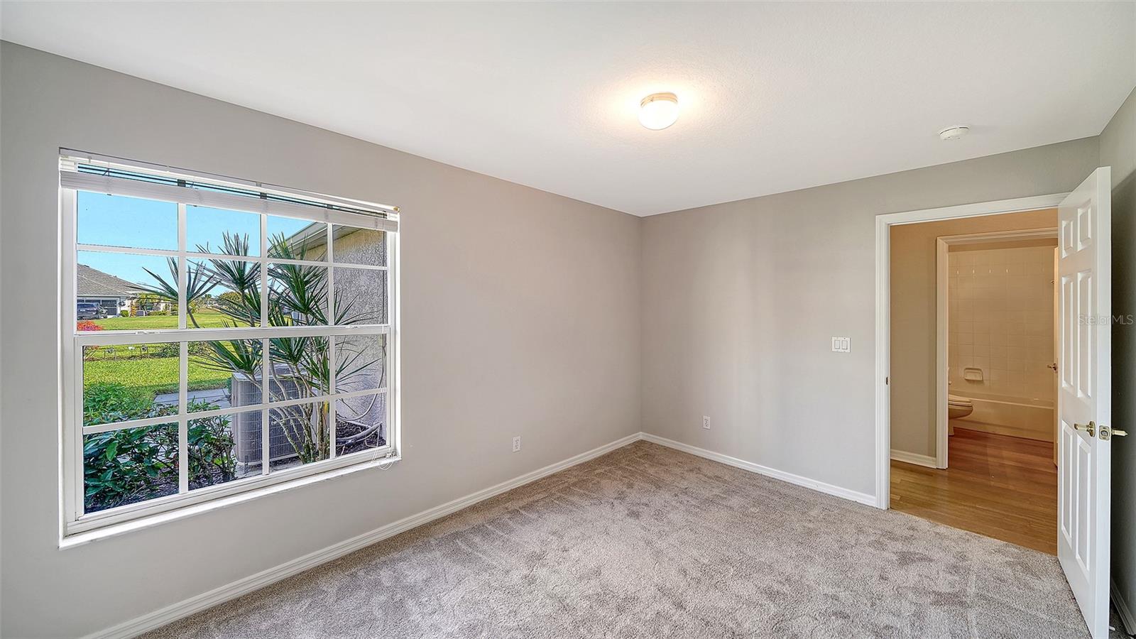 Image 18 of 31 For 4481 Fairway Drive