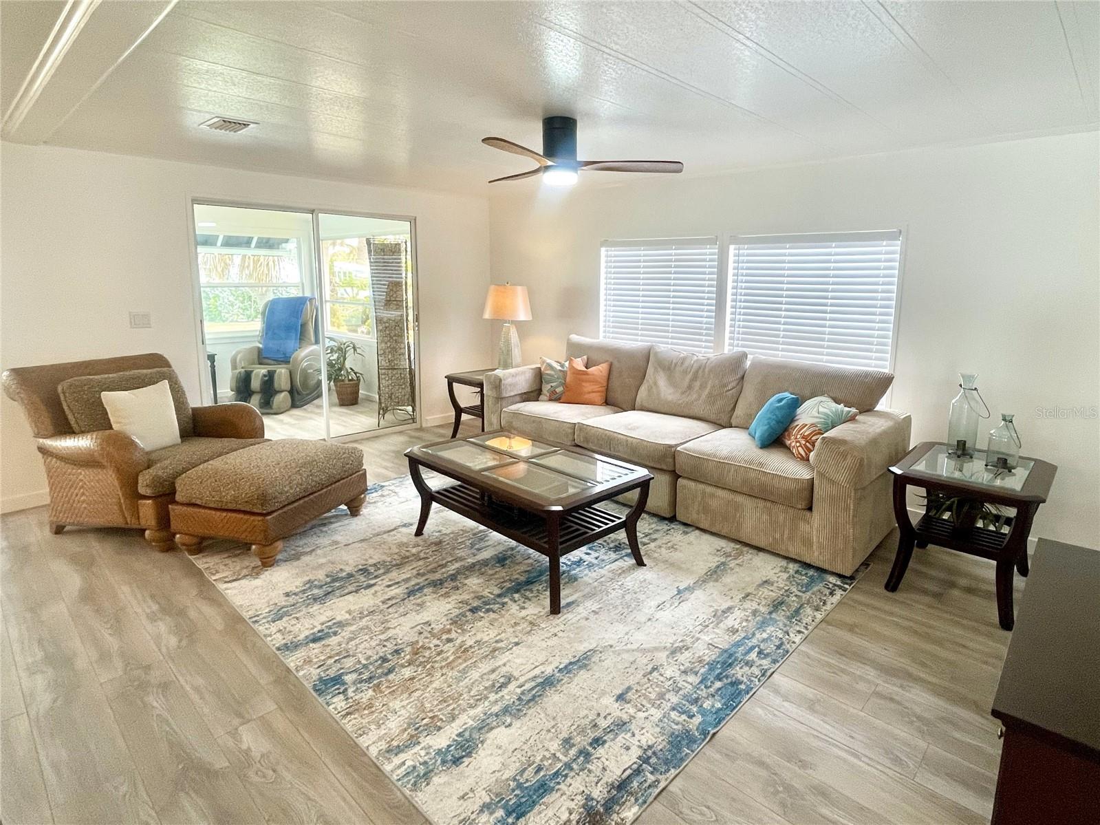 Image 10 of 26 For 3 De Las Palmas Street