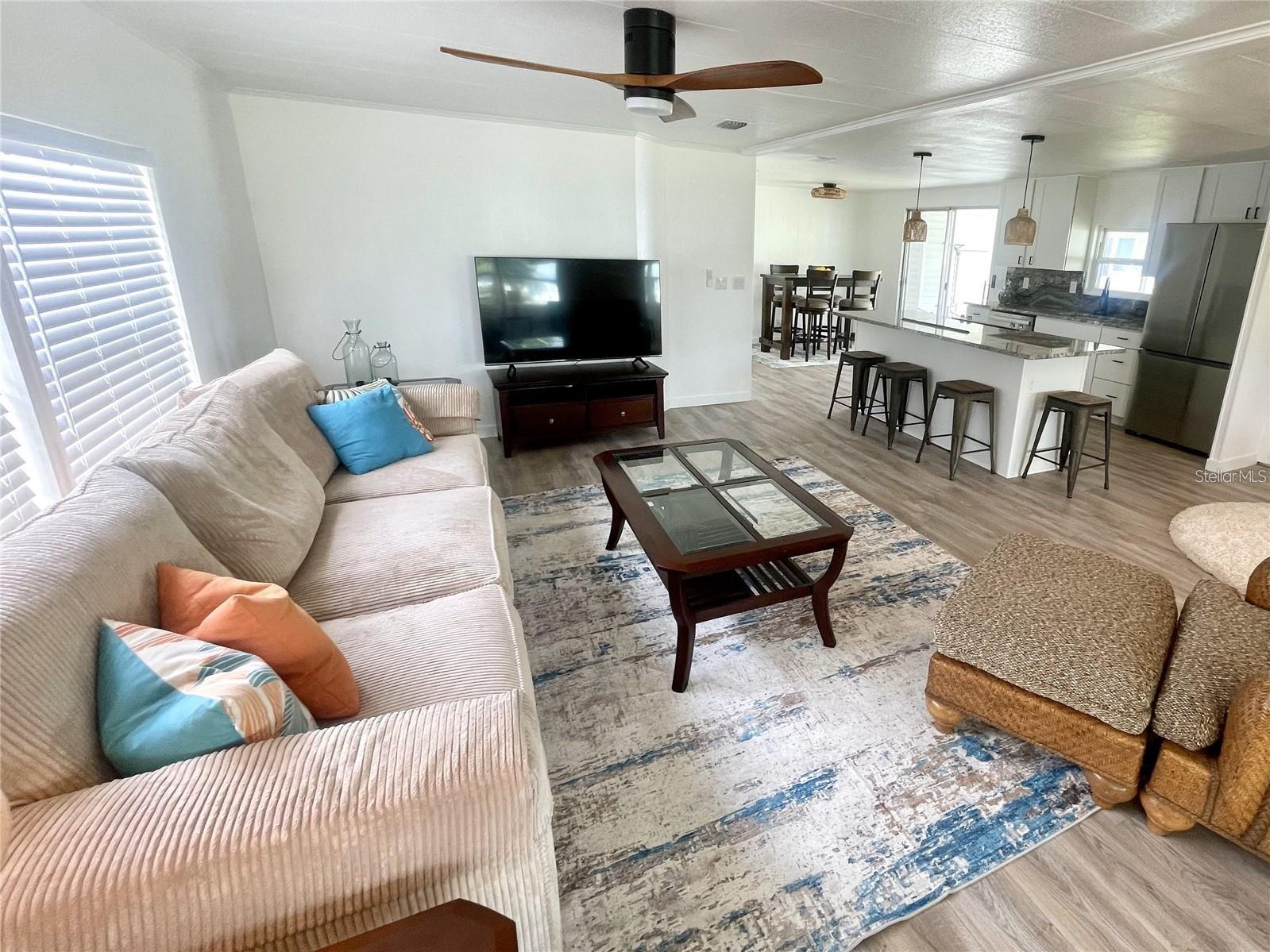 Image 11 of 26 For 3 De Las Palmas Street