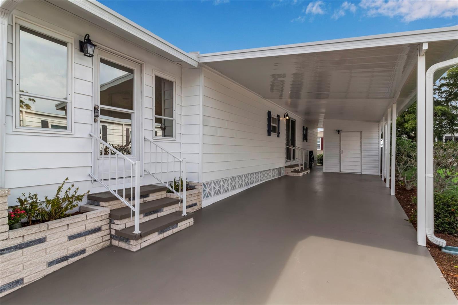 Image 2 of 26 For 3 De Las Palmas Street