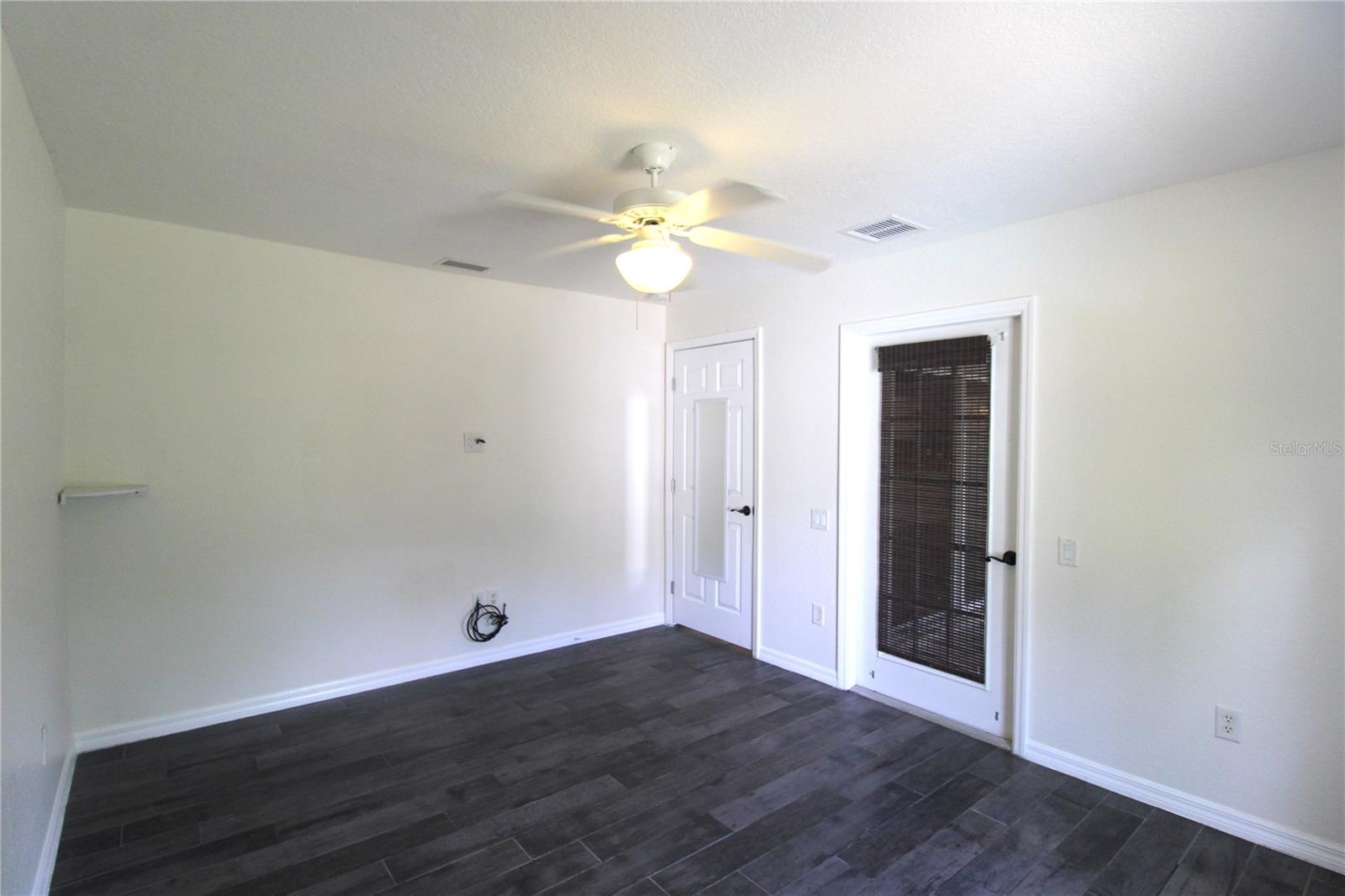 Image 22 of 25 For 1639 Lace Terrace