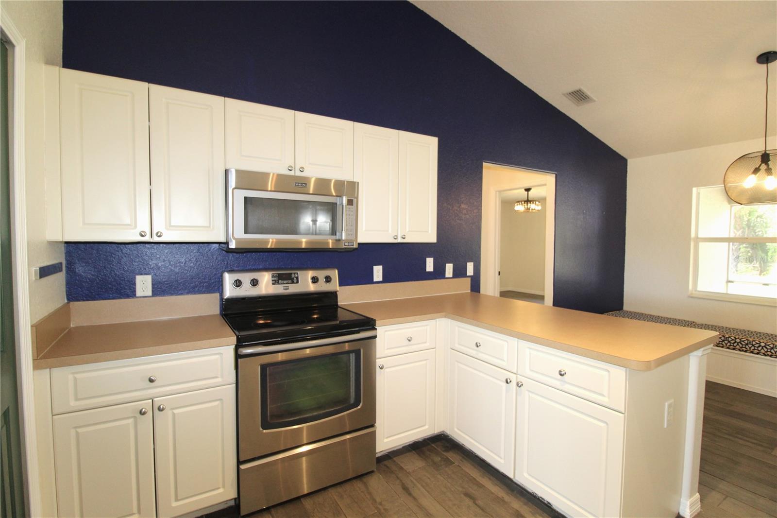 Image 3 of 25 For 1639 Lace Terrace