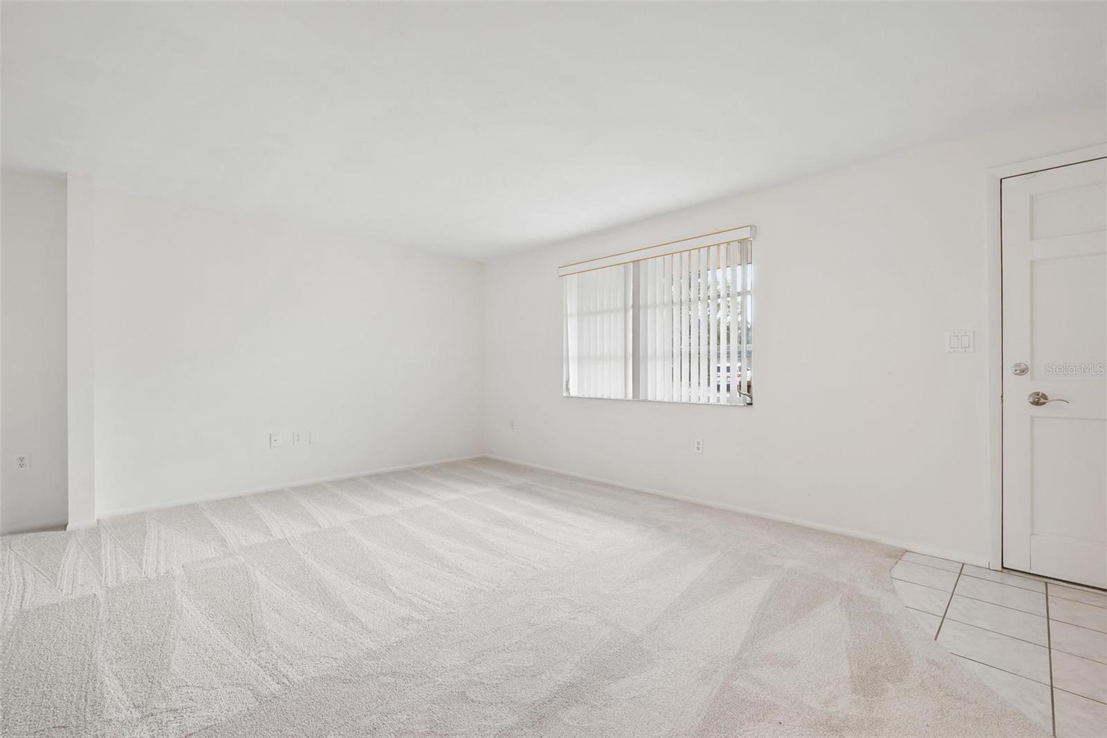 Image 5 of 26 For 4927 Live Oak Drive