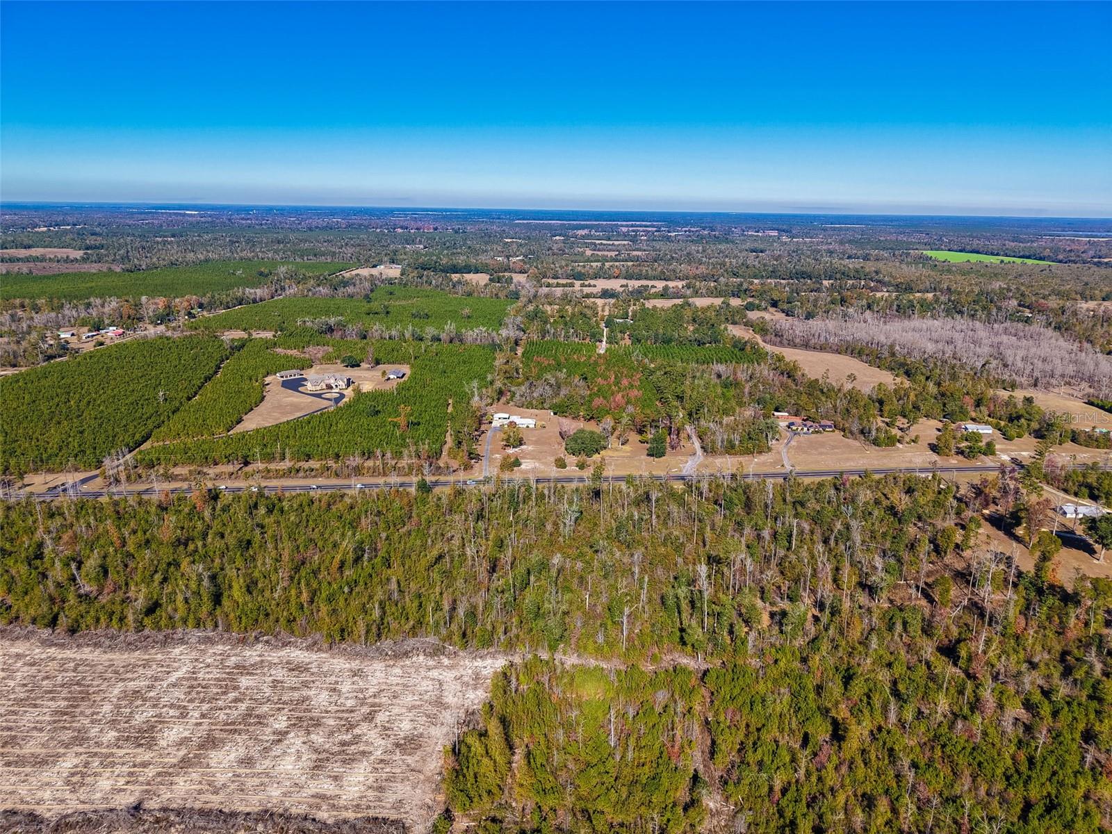 Image 14 of 23 For  Hwy 90  