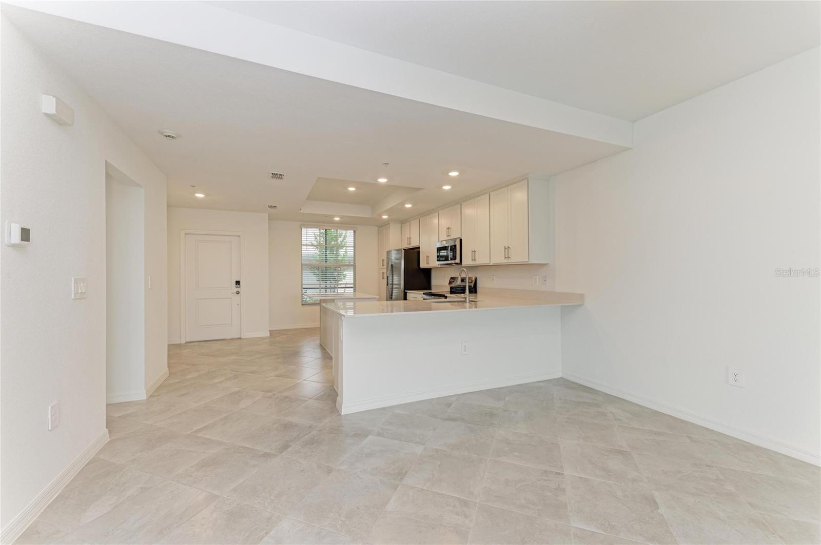 Image 12 of 48 For 19015 Scallop Loop 108