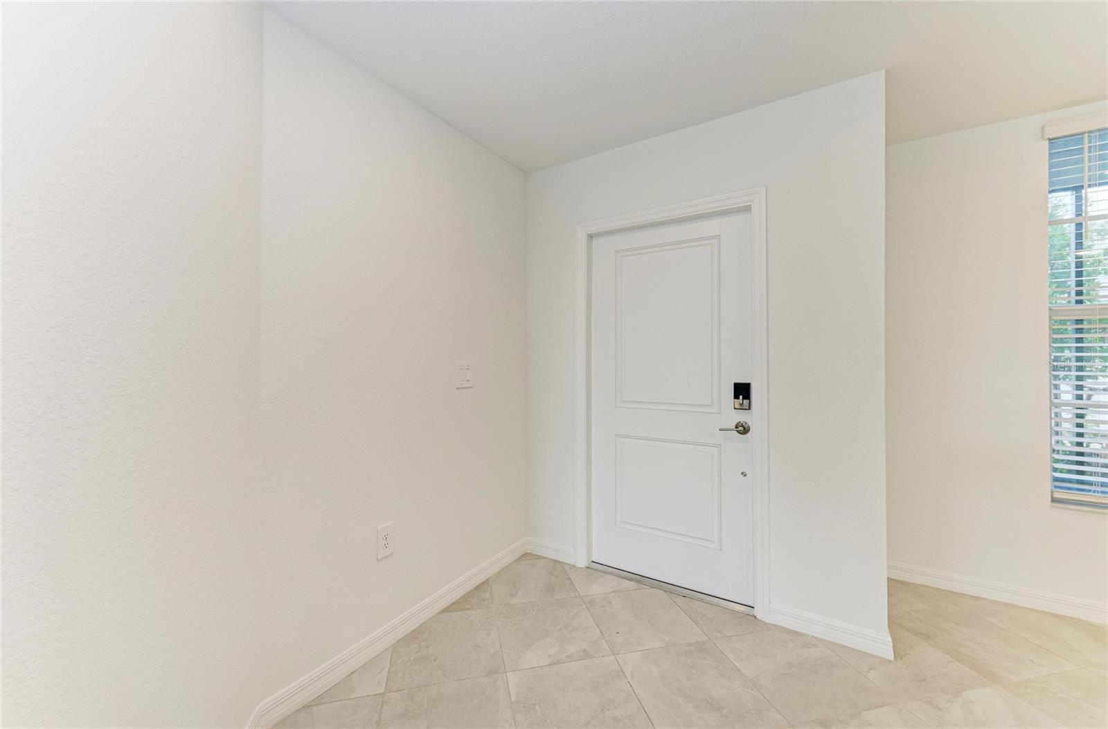 Image 7 of 48 For 19015 Scallop Loop 108