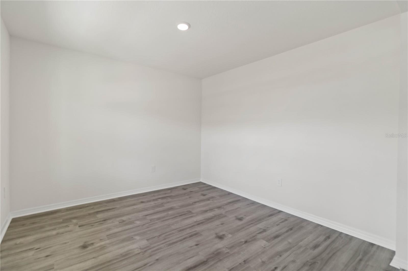 Image 16 of 48 For 17129 Reserva Drive