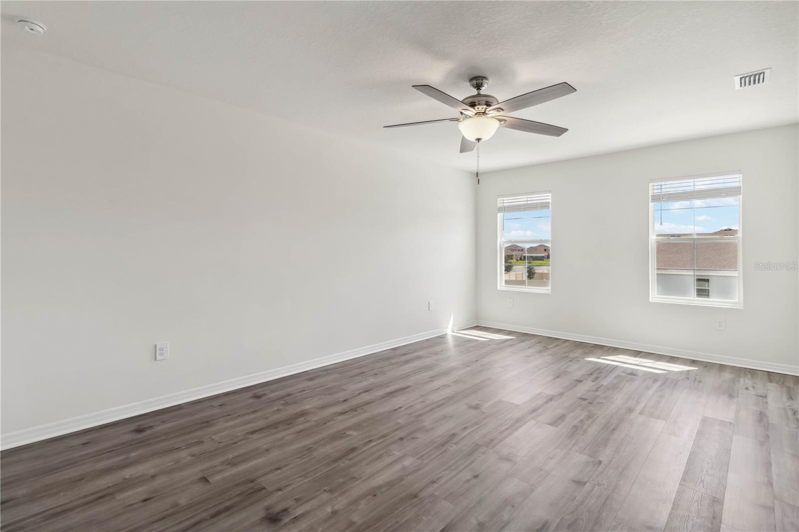 Image 22 of 48 For 17129 Reserva Drive