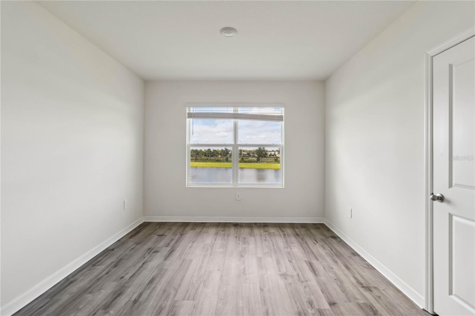 Image 28 of 48 For 17129 Reserva Drive