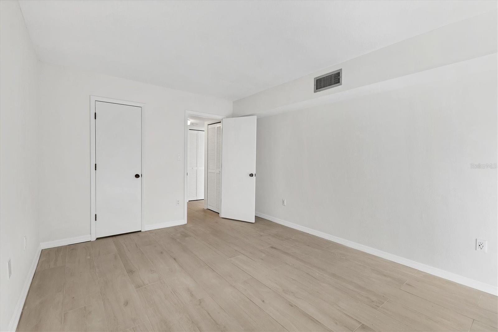 Image 20 of 34 For 129 Tyler Drive 103