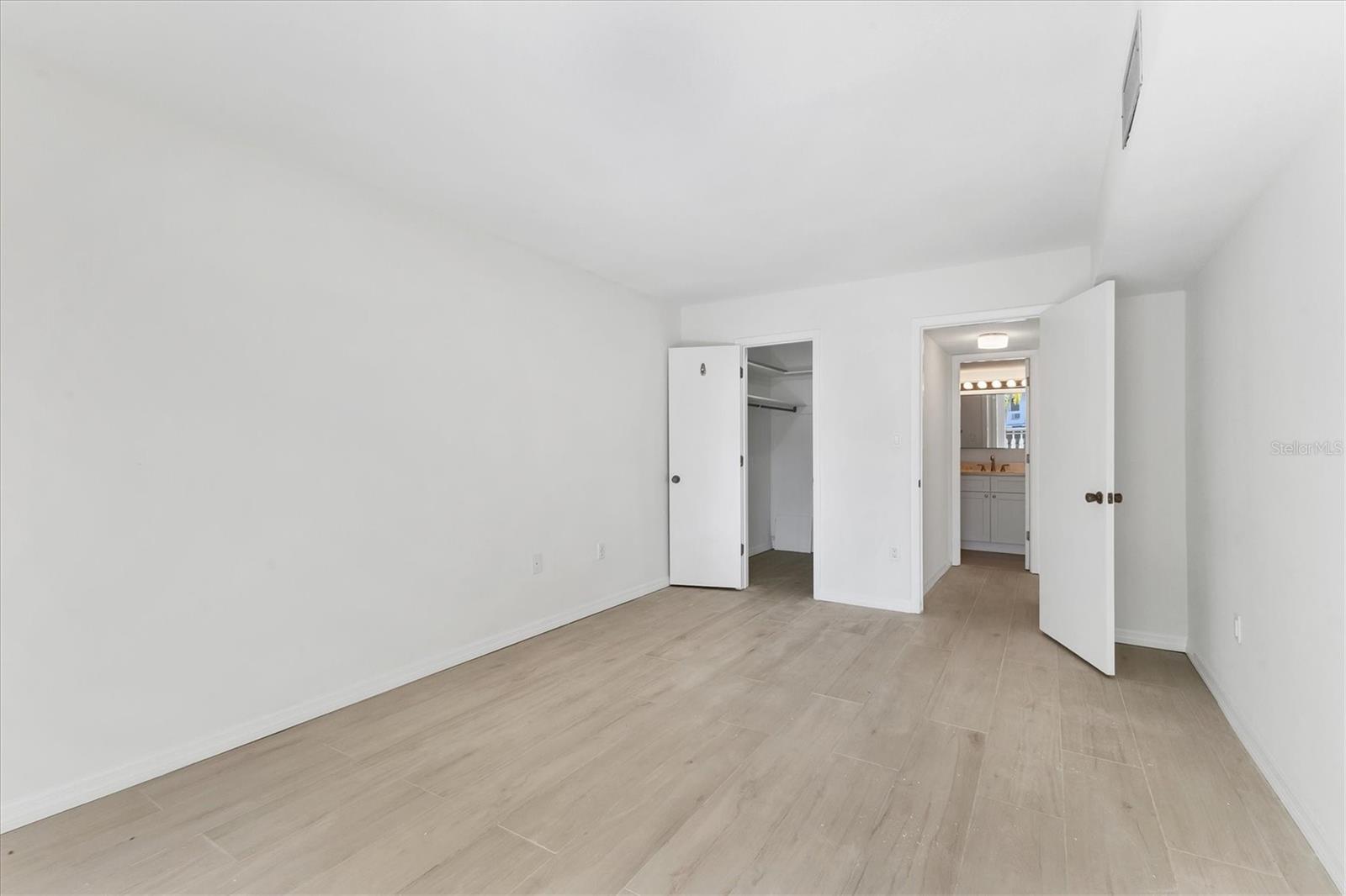 Image 21 of 34 For 129 Tyler Drive 103