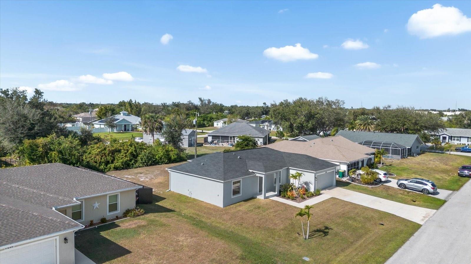 Image 8 of 45 For 7089 Plantation Street