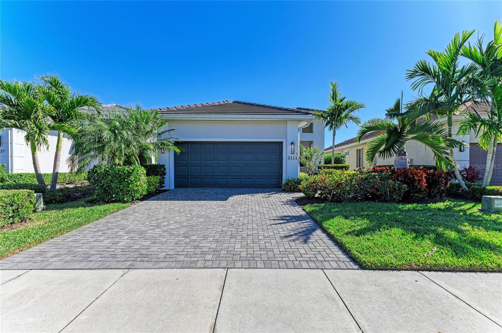 Image 2 of 70 For 5111 Barnett Circle