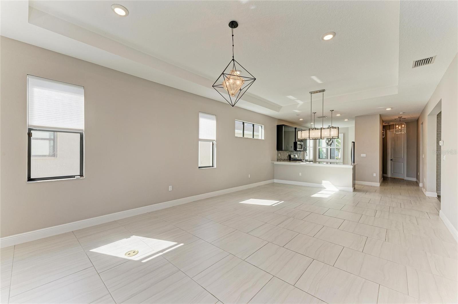 Image 21 of 70 For 5111 Barnett Circle