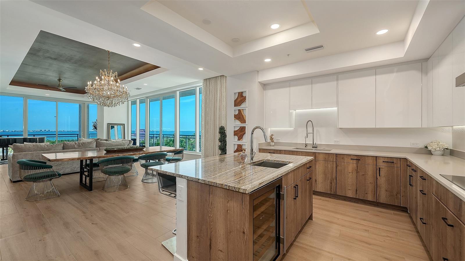 Image 12 of 47 For 540 Tamiami Trail 701