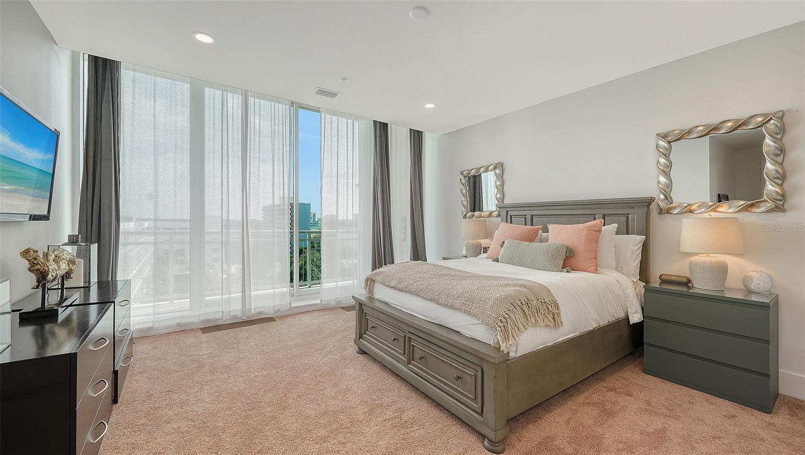 Image 17 of 47 For 540 Tamiami Trail 701