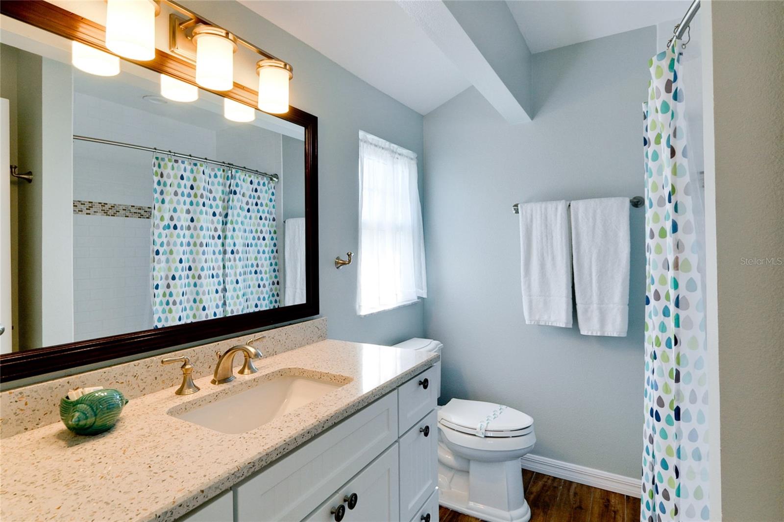 Image 28 of 42 For 805 Bay Boulevard