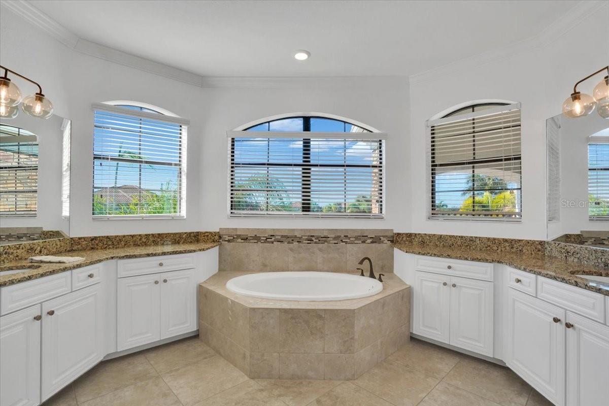 Image 29 of 61 For 13611 Swiftwater Way