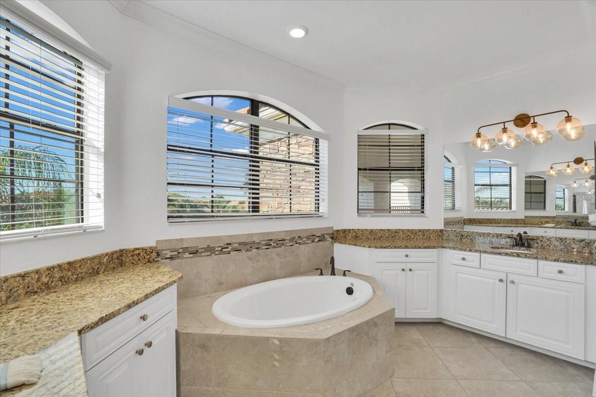 Image 30 of 61 For 13611 Swiftwater Way