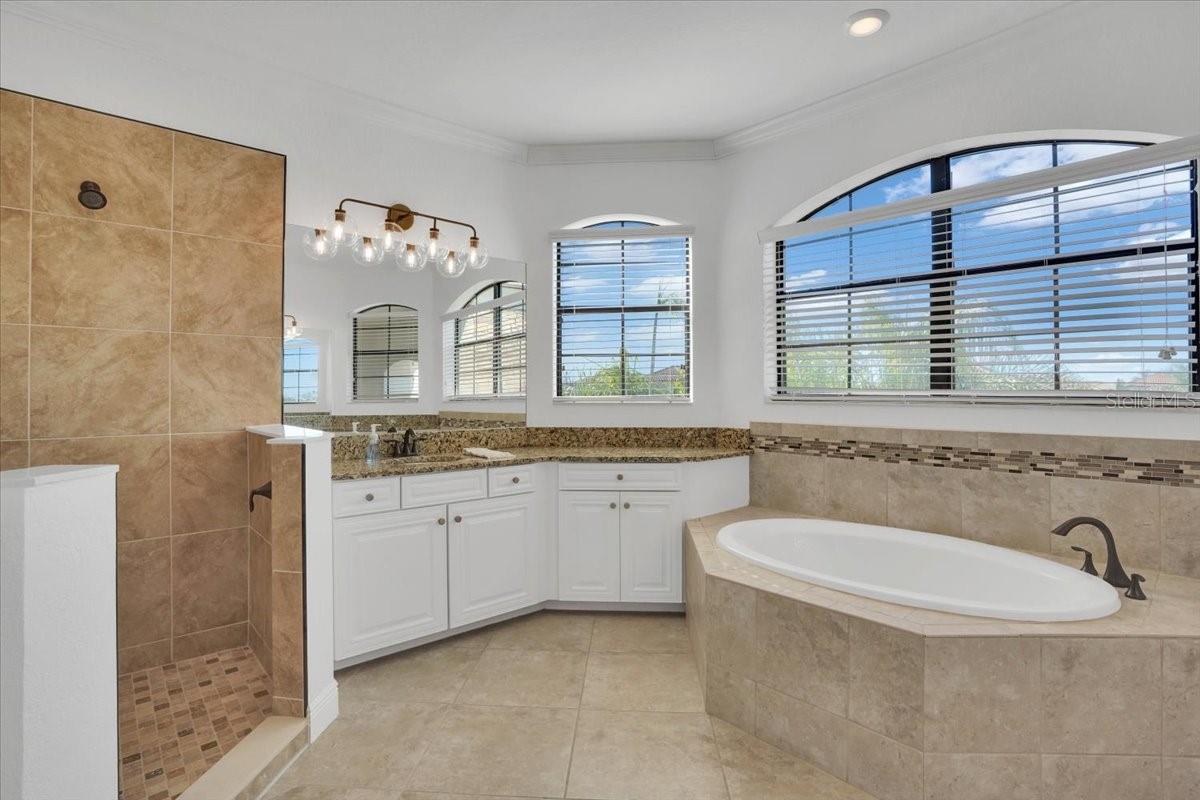 Image 31 of 61 For 13611 Swiftwater Way