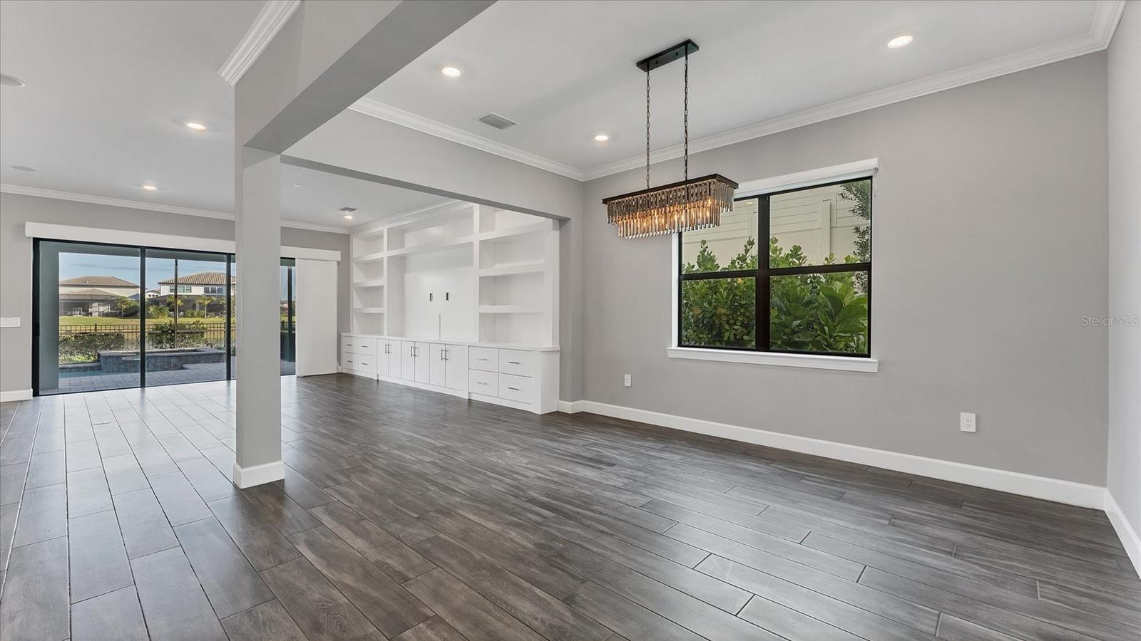 Image 14 of 81 For 16415 Slate Place